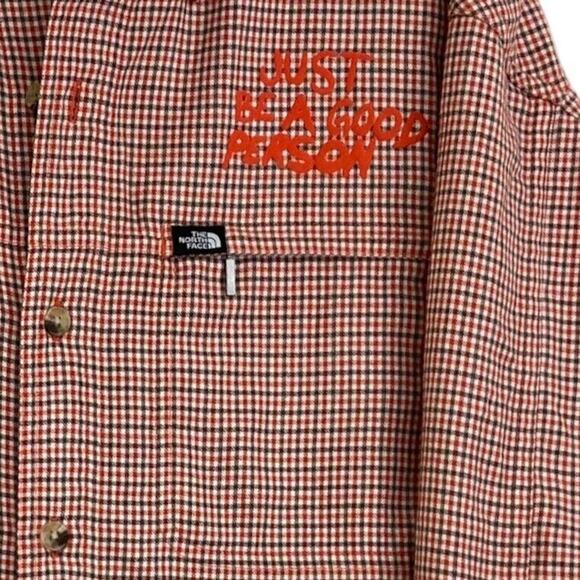 Vented Fishing Shirt Men M Flannel Embroidered Orange Check North Face Hiking - Picture 1 of 15